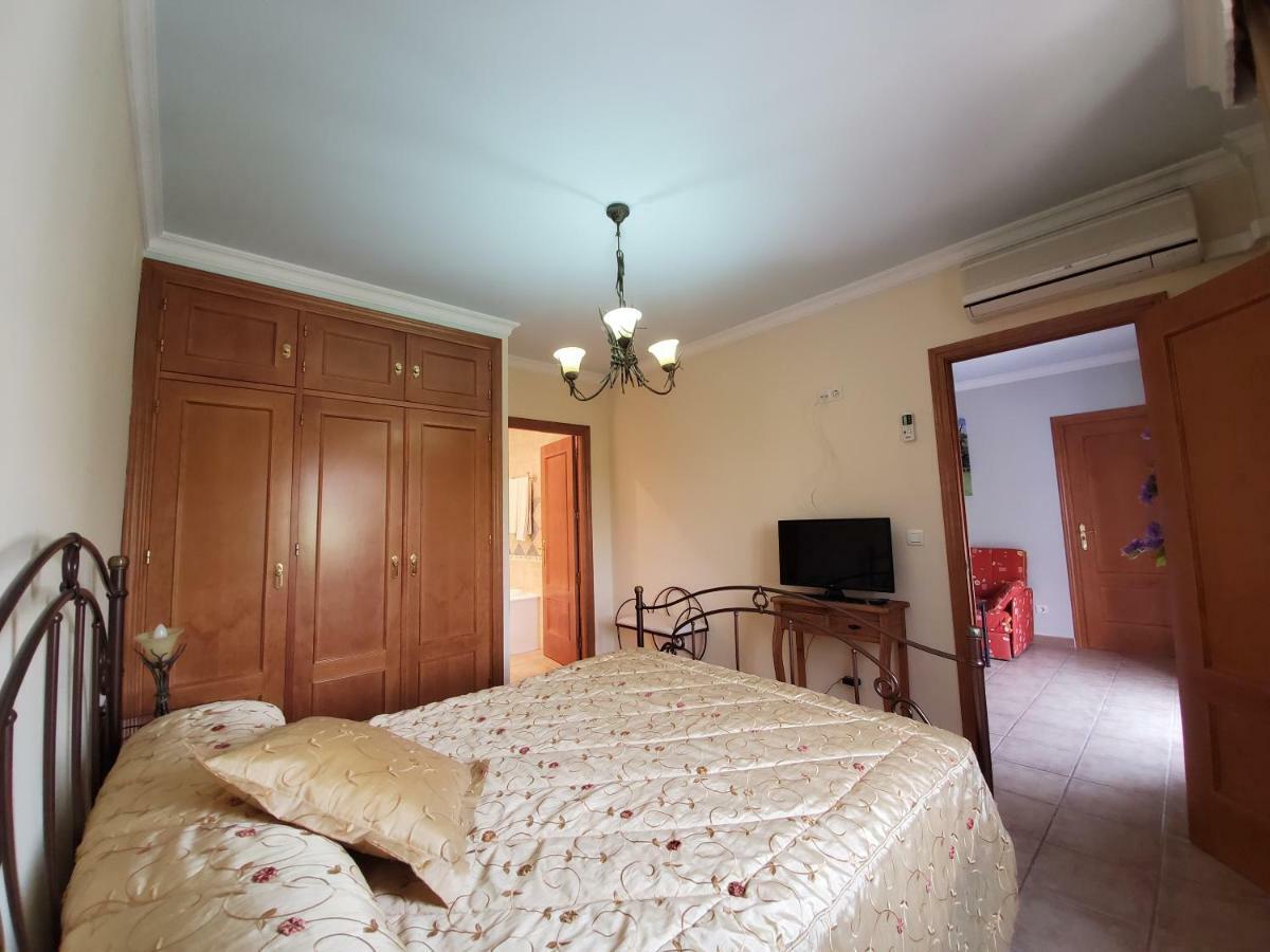 Hotel Arco Del Sol Colmenar Exterior photo